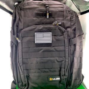Army tactical back pack NWT 19L x 12W, black